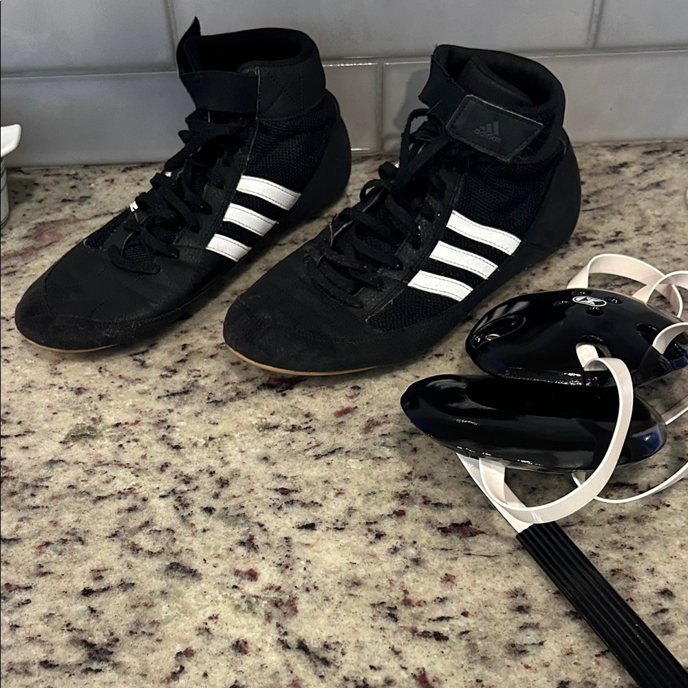 Adidas Black and White Wrestling Shoes size 11 men's